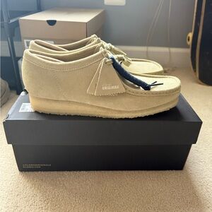 Men's Tan Suede Shoes